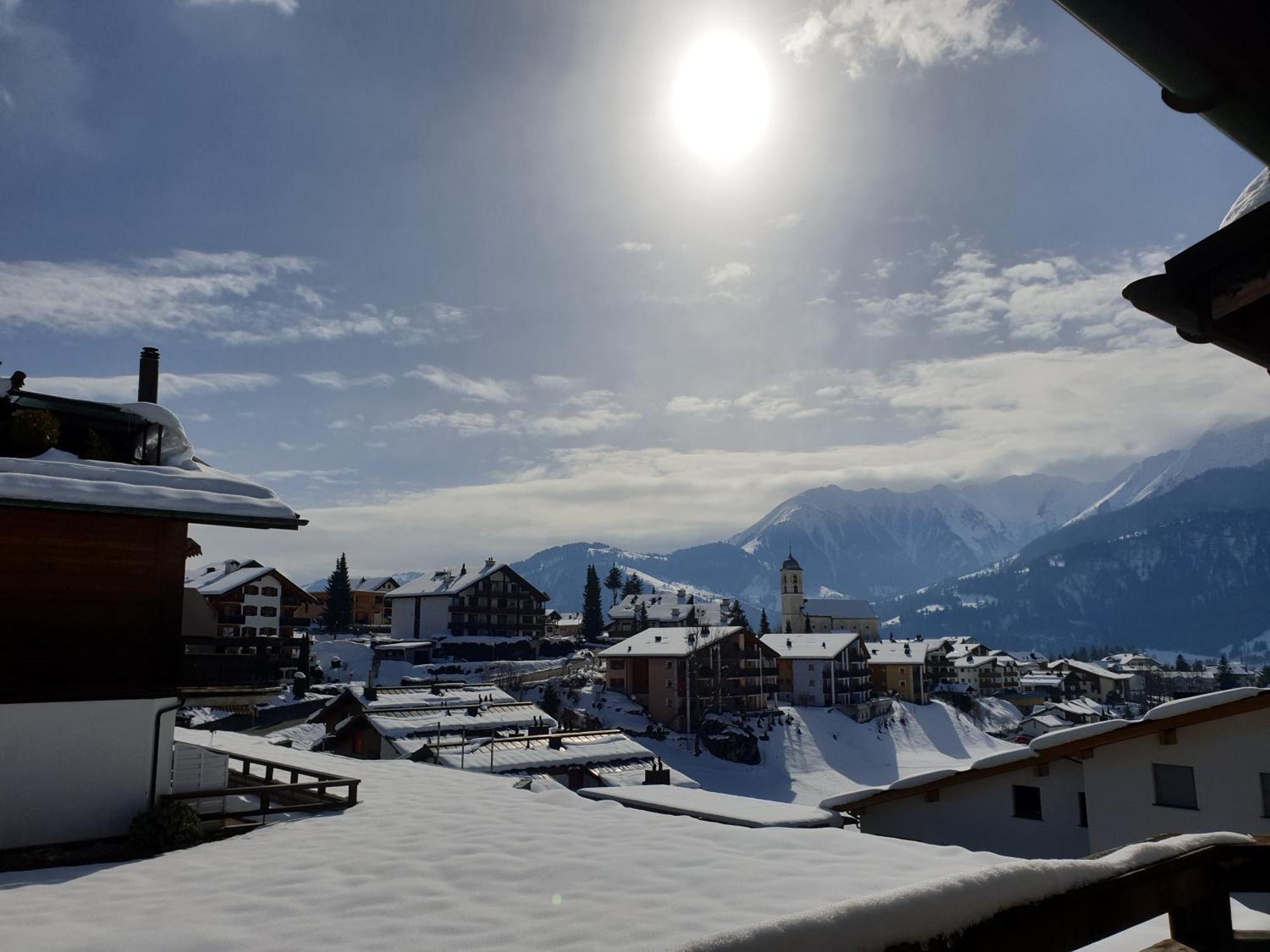 Apartment Near Laax Lake Exteriör bild